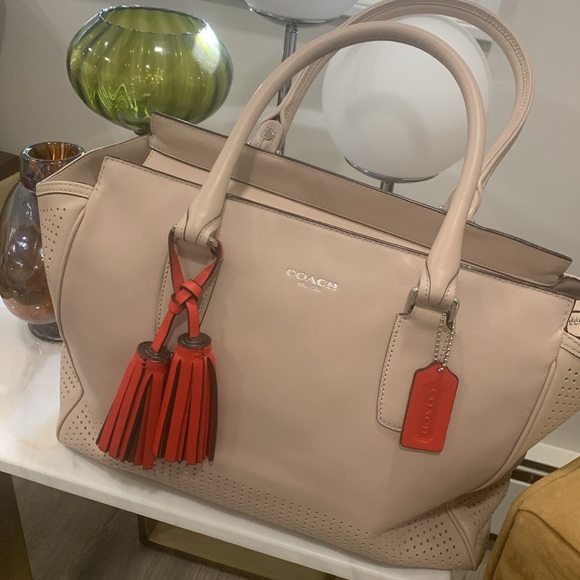 COACH Legacy Candace  perforated leather Carryall NWOT - Picture 11 of 11